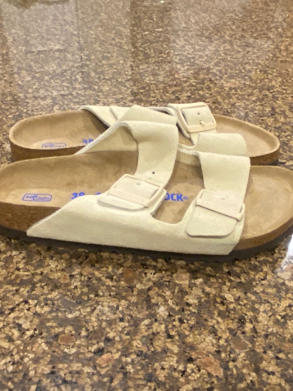 Birkenstock Arizona EU38/US7 Narrow Fit Soft Footbed Sand Suede Dandals - Picture 5 of 8